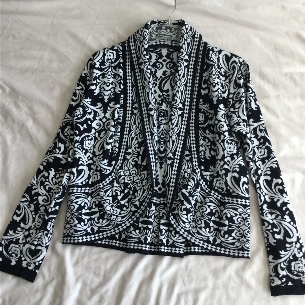 NWOT Patterned Cardigan